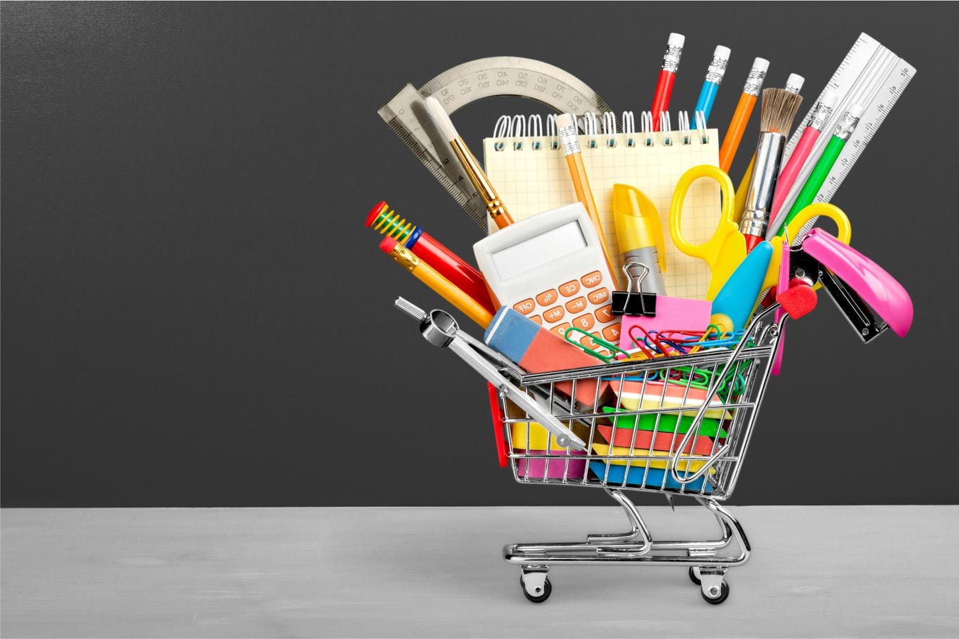 Negara berharap untuk memikat pembeli awal-ke-sekolah dengan hari libur pajak penjualan