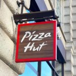 Pizza Hut Dan Tekanannya: Ekonomi Kenyamanan Baru Inggris