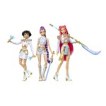 Boneka HUNTR/X 'KPop Demon Hunters' Diluncurkan Dan Dapatkan Tanggal Pra-Penjualan". Boneka HUNTR/X 'KPop Demon Hunters' Diluncurkan Dan Dapatkan Tanggal Pra-Penjualan".