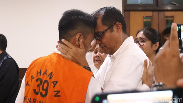 Lukai Keadilan, Pengemudi BMW Penabrak Mahasiswa UGM Dihukum Ringan Alasannya karena Harapan Keluarga