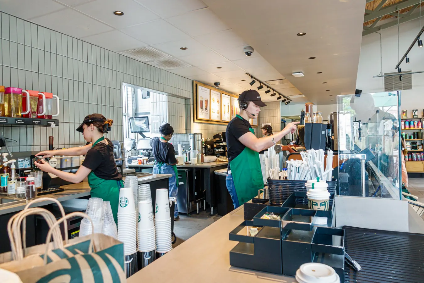 Starbucks Hanya Membuktikan Pengalaman Kedai Kopinya Tidak Penting