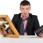 Kejutan Sempoa Kalkulator Pria Frustasi