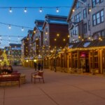 Bagaimana Efek Halo Liburan Berdampak pada Usaha Kecil