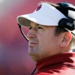 Bob Stoops menutup bab tentang karier kepelatihan setelah bertugas di UFL