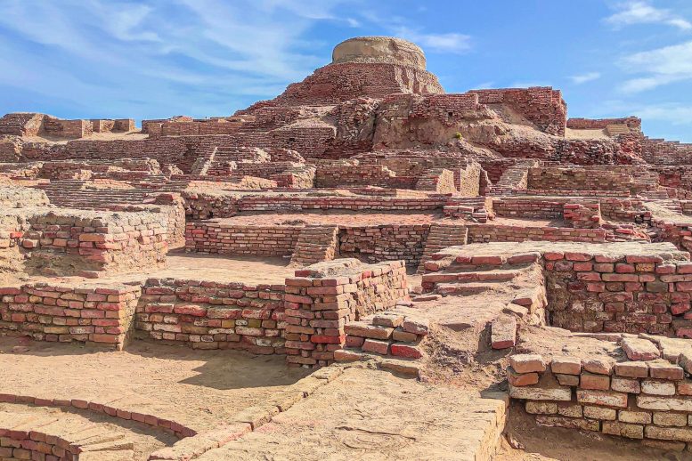 Peradaban Lembah Indus Kota Kuno Mohenjo Daro