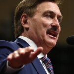 Mike Lindell dari MyPillow mengumumkan dia mencalonkan diri sebagai gubernur Minnesota sebagai seorang Republikan