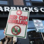 Starbucks Strike Memasuki Minggu Ketiga Kebuntuan Dengan Kedua Sisi Bertahan Kuat
